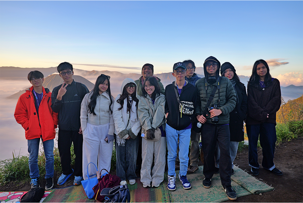 Sunrise Jeep Tour at Mt. Bromo