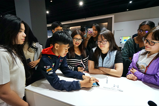 Samsung Innovation Museum Tour