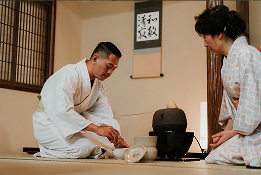 Tea Ceremony and Kimono Experience